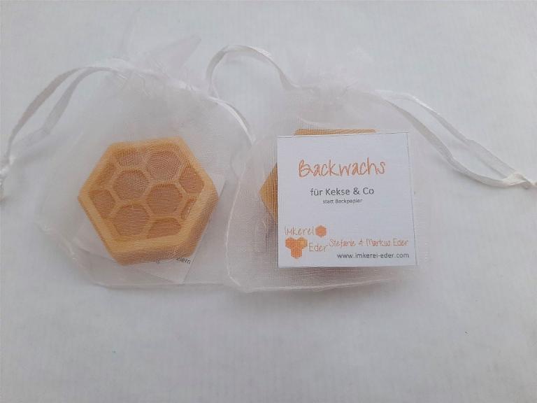 Backwachs-Bienenhaus-Freinberg-Bienenprodukte-Bienenwachs-Produkte