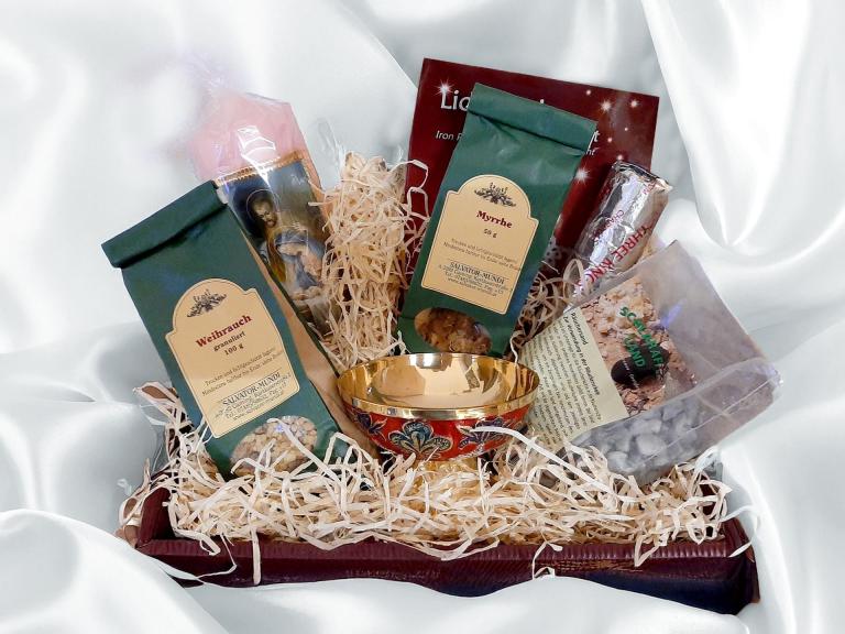 Geschenkkorb-Weihnacht&Weihrauch-Bienenhaus-Freinberg-Geschenke-Geschenkkorb